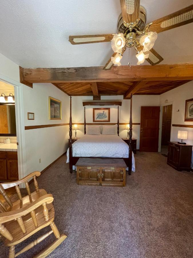 Berkshire Inn Groveland Ngoại thất bức ảnh